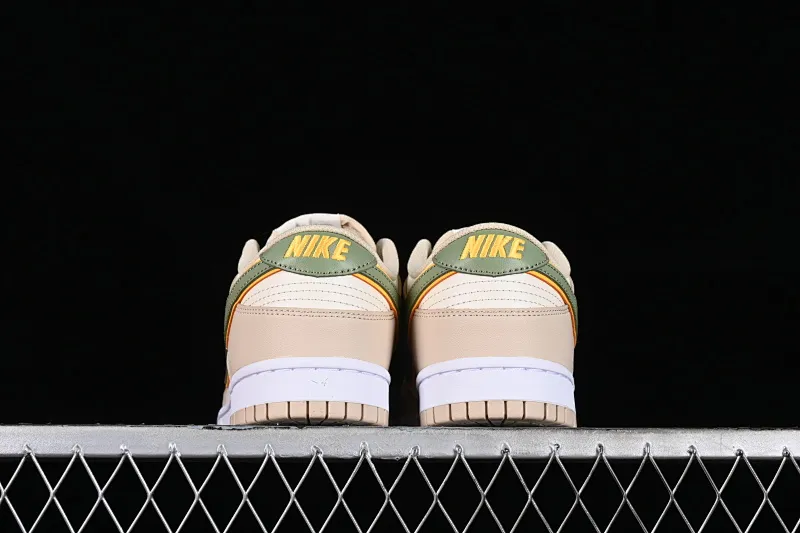 All categories Nk SB Dunk series Nk SB Dunk Low low-top sneakers K version Nk Dunk Low "Pale Ivory" dark and light ivory color matching SB low-top sports and leisure sneakers FQ6869-131